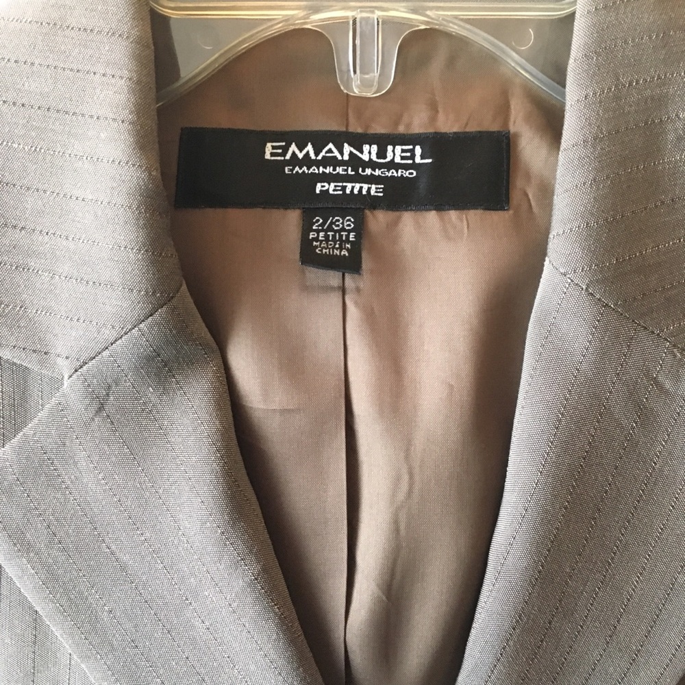 Emanuel Ungaro Vintage Blazer/Jacket. Size 2P.